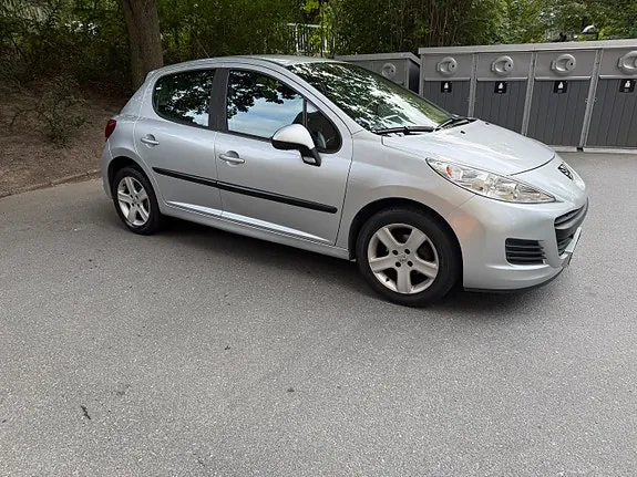 Peugeot 207 2009 photo 3