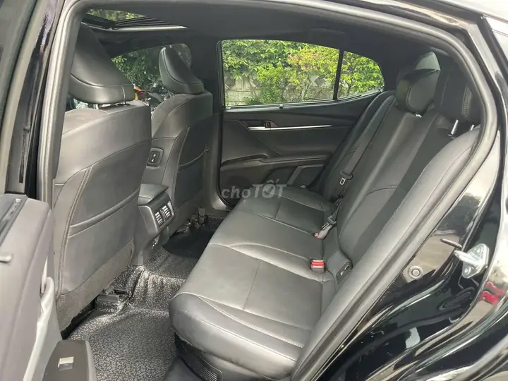 Toyota Camry 2025 photo 5