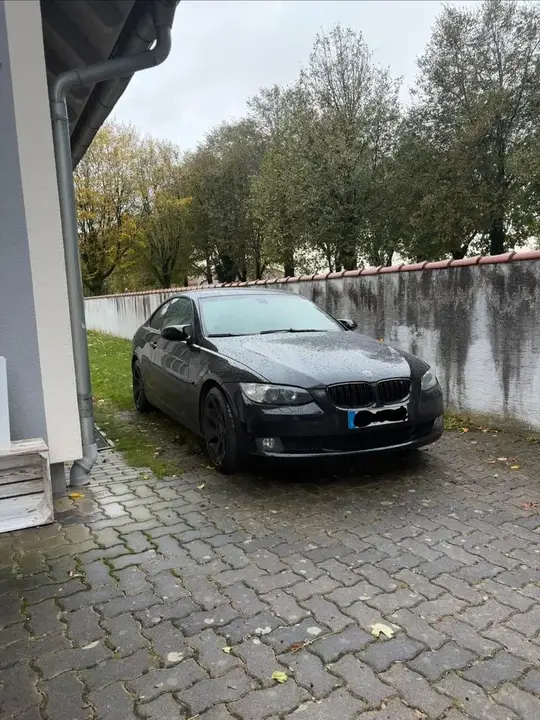 BMW 320I