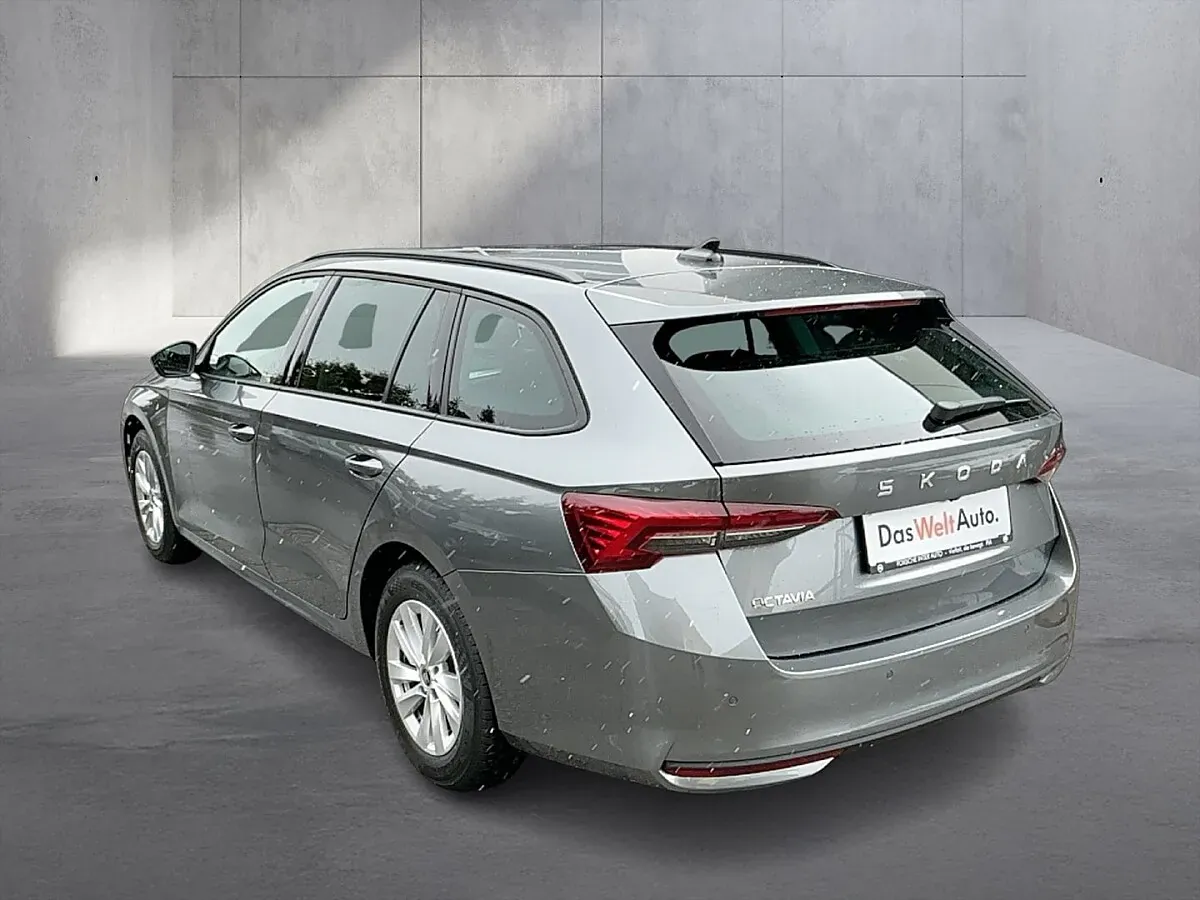 Skoda Octavia 2025 photo 3