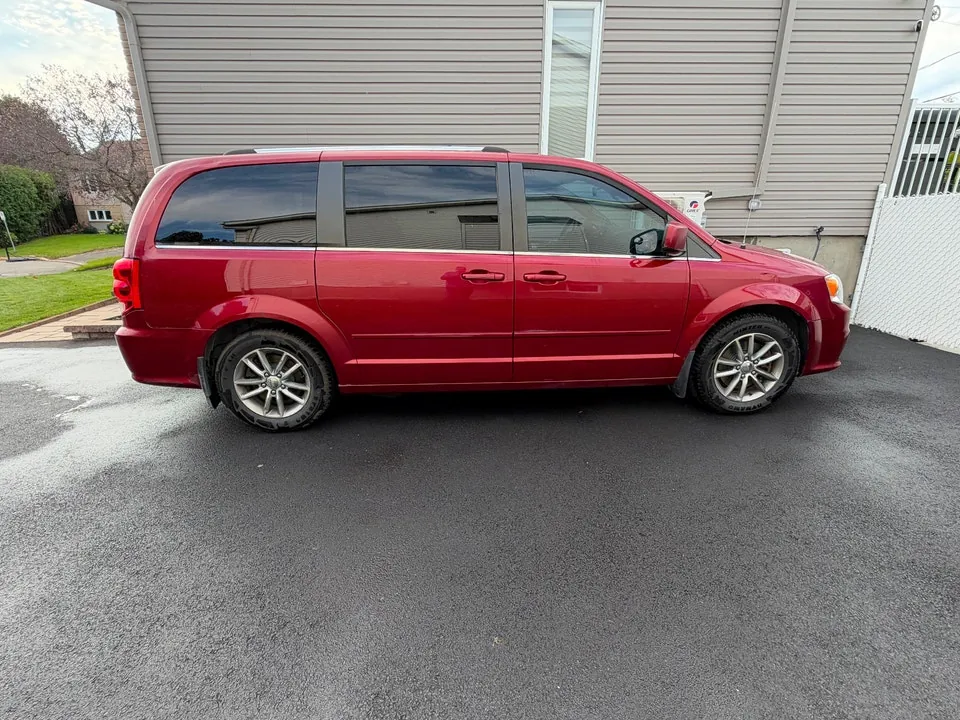 Dodge Grand Caravan 2015 photo 4