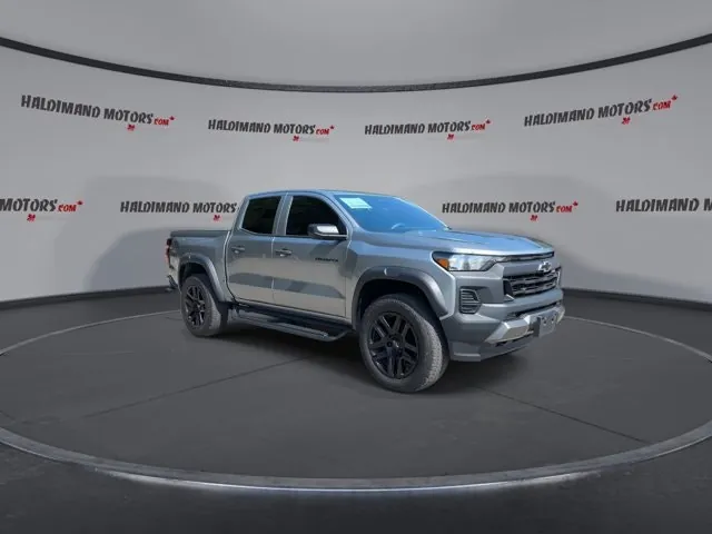Chevrolet Colorado 2024 photo 2