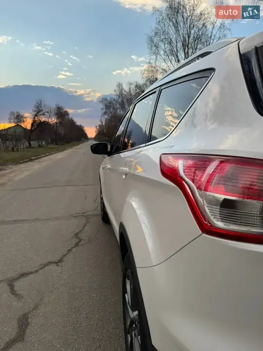 Ford Escape 2013 photo 5