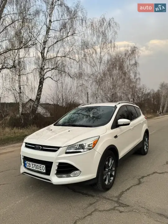 Ford Escape 2013 photo 2