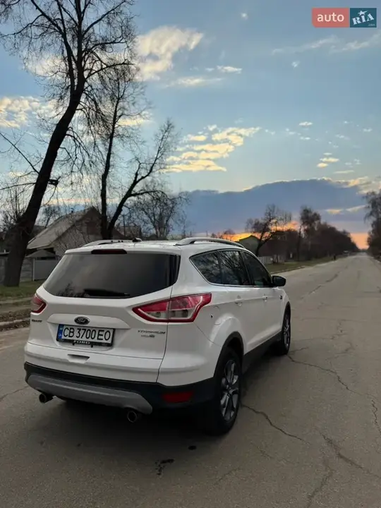 Ford Escape 2013 photo 3