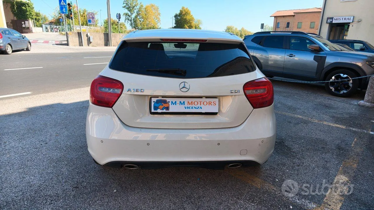 Mercedes-Benz A 180 Sport 2013 photo 5