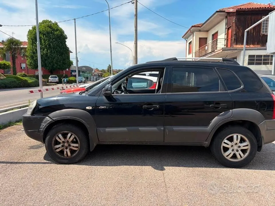 Hyundai Tucson 2006 photo 3