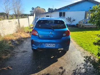 Mitsubishi Mirage 2021 photo 4
