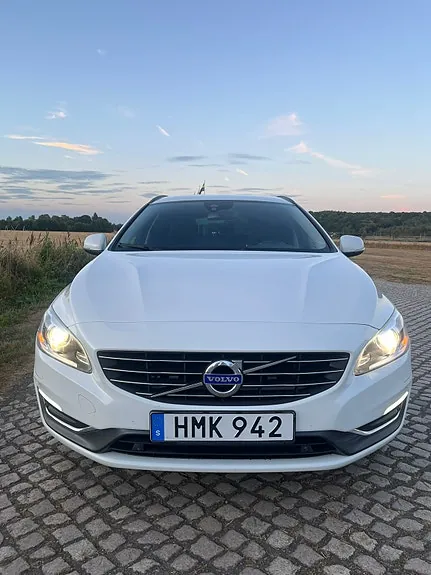 Volvo V60 2015 photo 5