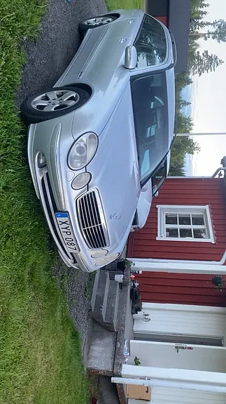 Mercedes-Benz E220 2006 photo 2