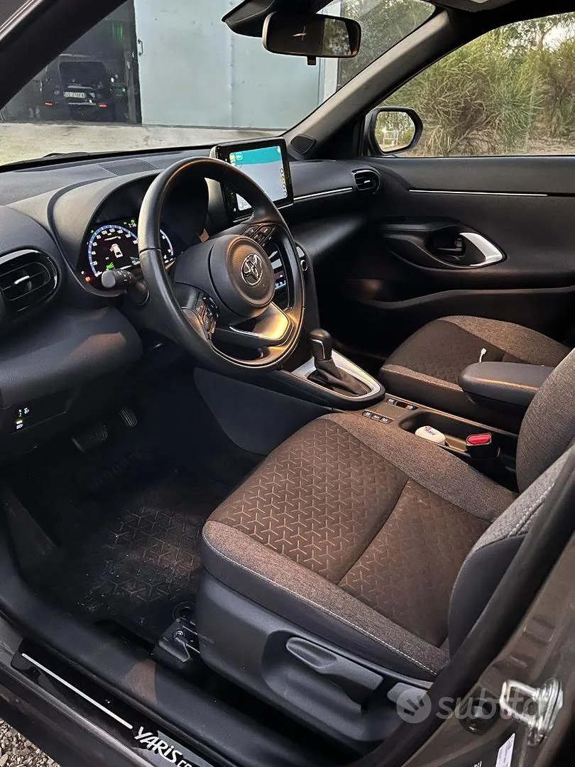 Toyota Yaris Cross 2023 photo 4