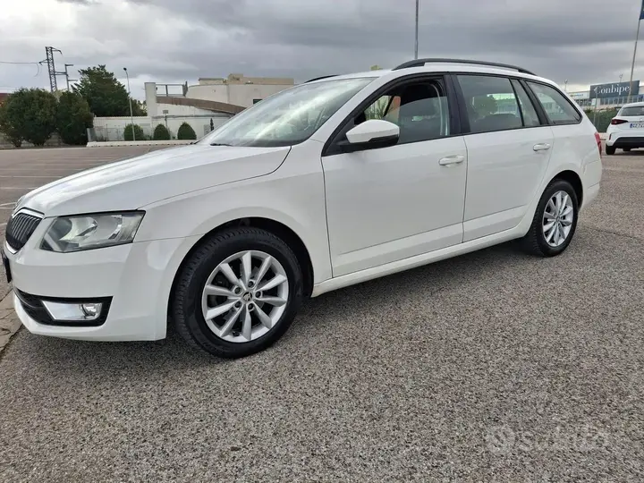 Skoda Octavia 2014 photo 2