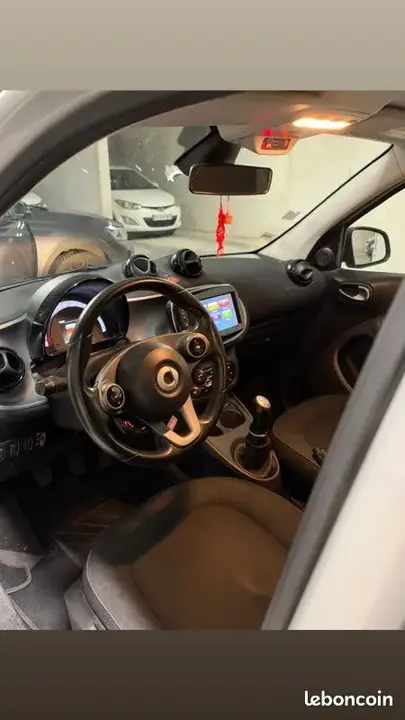 Smart Forfour 2017 photo 3