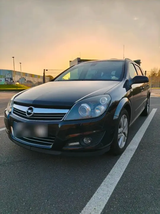 Opel Astra H