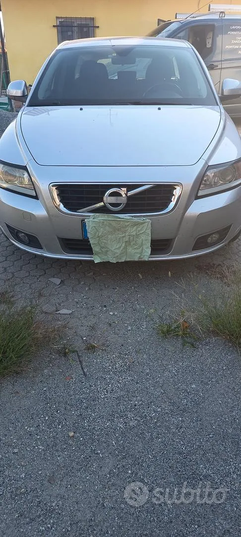 Volvo V50