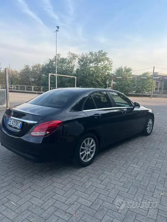 Mercedes-Benz C 2016 photo 2