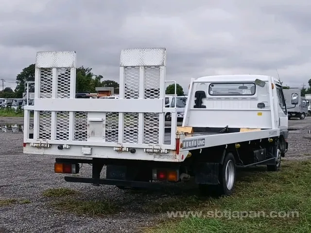 Mitsubishi Canter 1994 photo 4