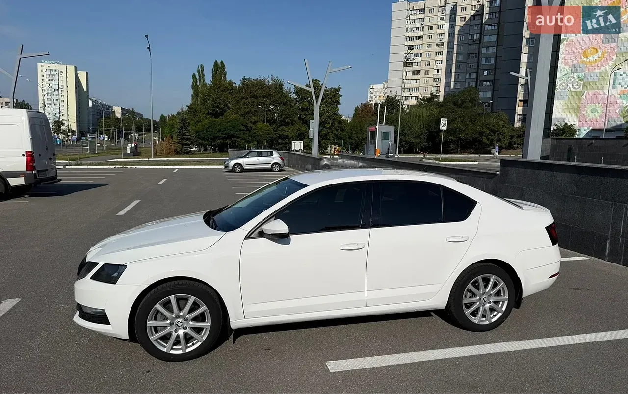 Skoda Octavia 2019 photo 5