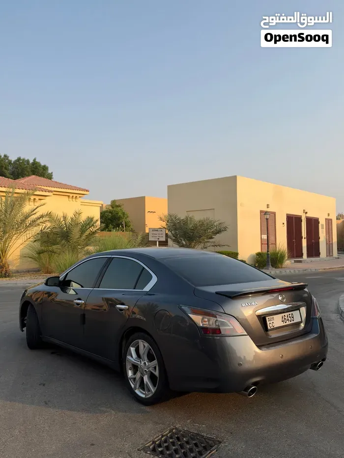 Nissan Maxima 2012 photo 2
