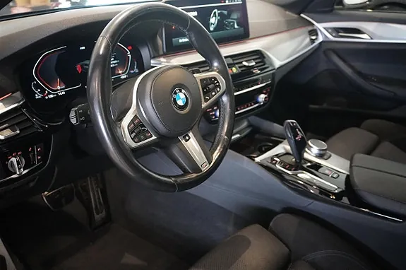BMW 520D 2021 photo 2