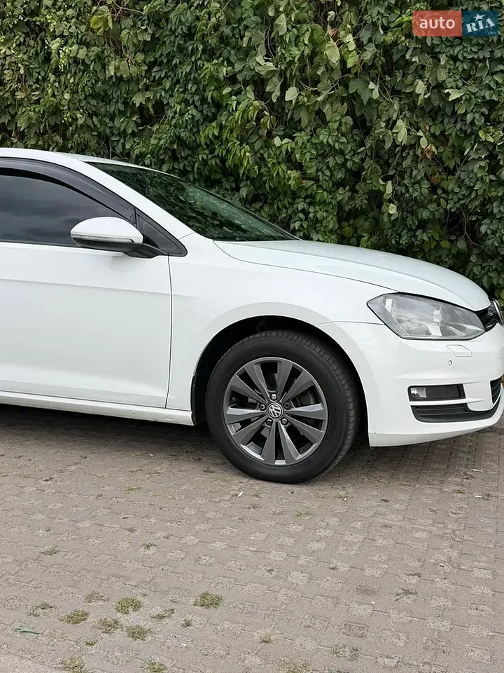 Volkswagen Golf 2013 photo 5