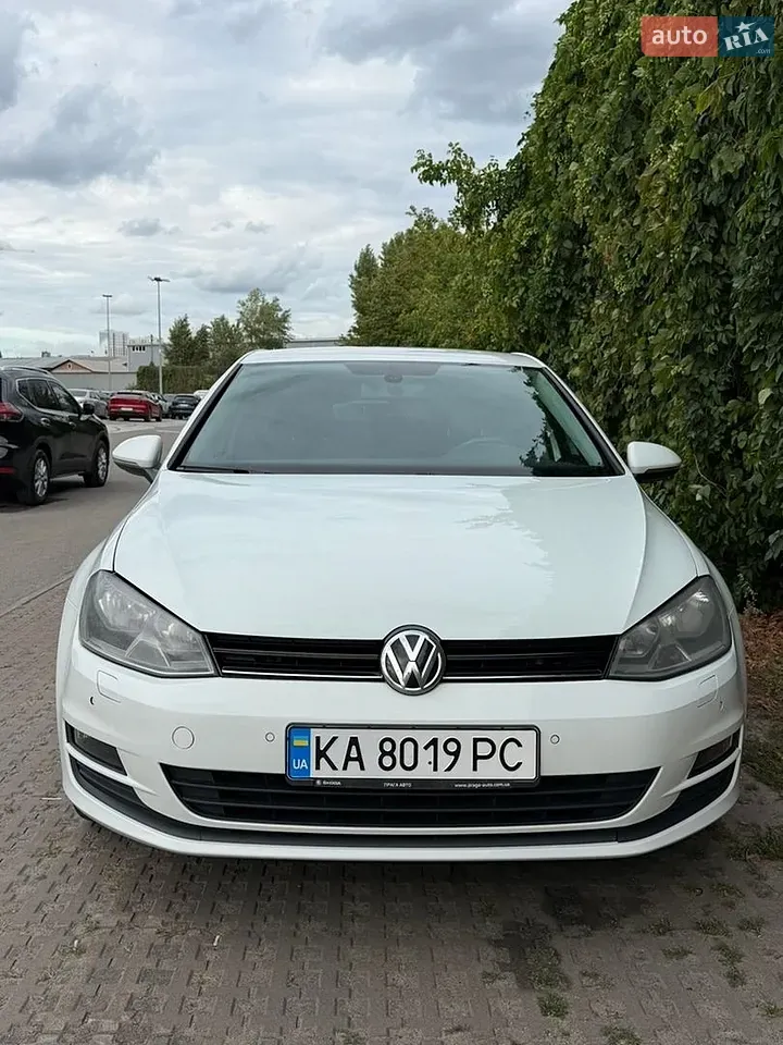 Volkswagen Golf 2013 photo 3