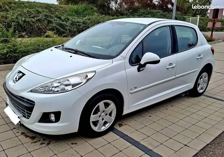 Peugeot 207