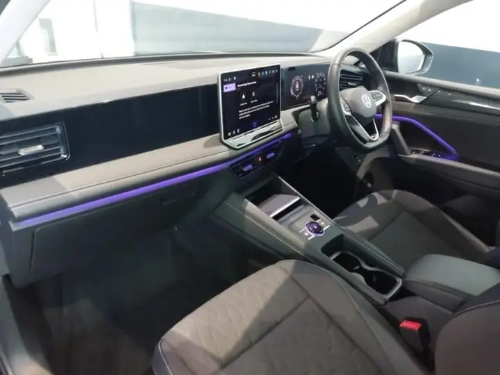 Volkswagen Tiguan 2024 photo 5
