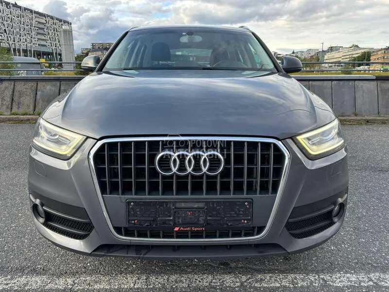 Audi Q3 2012 photo 3