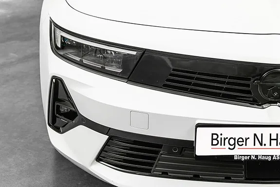 Opel Astra 2023 photo 3