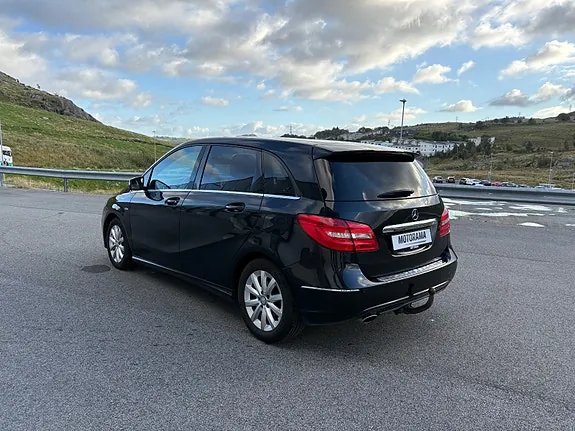 Mercedes-Benz B180 2012 photo 5