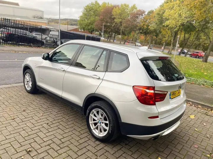 BMW X3 2011 photo 4