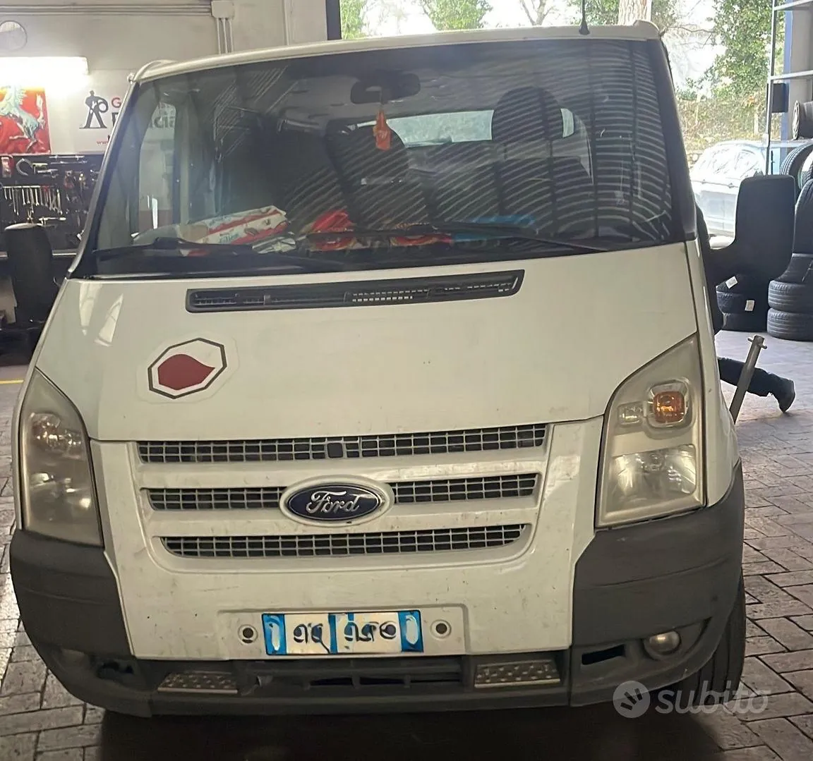 Ford Tourneo 2012 photo 2