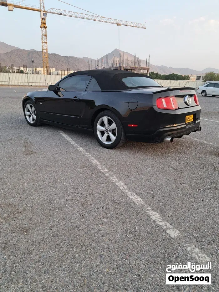 Ford Mustang 2010 photo 3