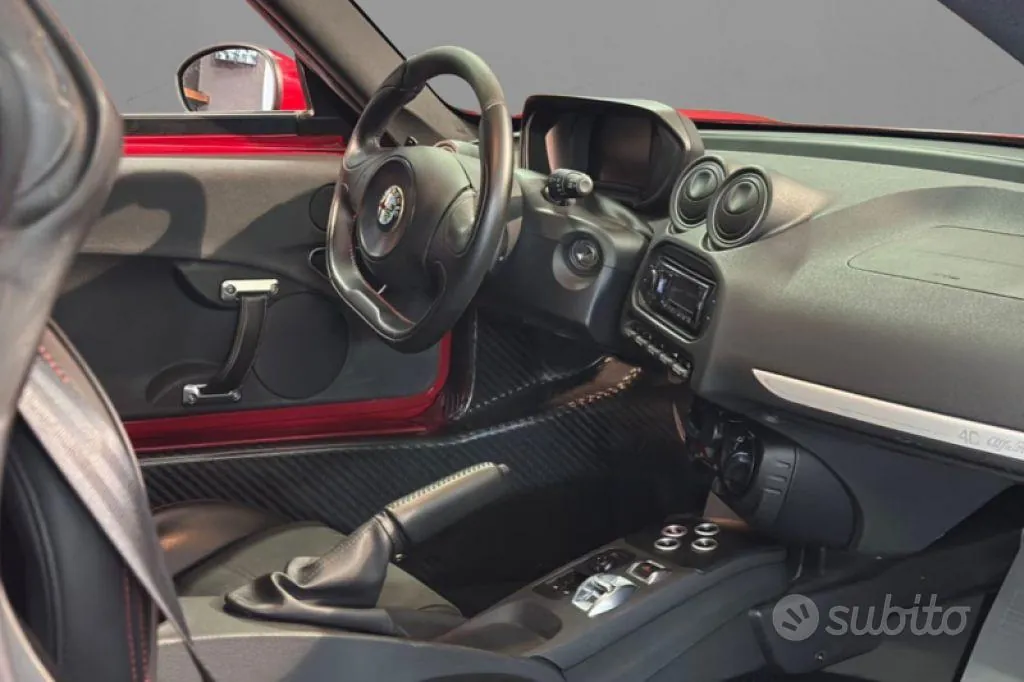 Alfa Romeo 4C 2016 photo 5