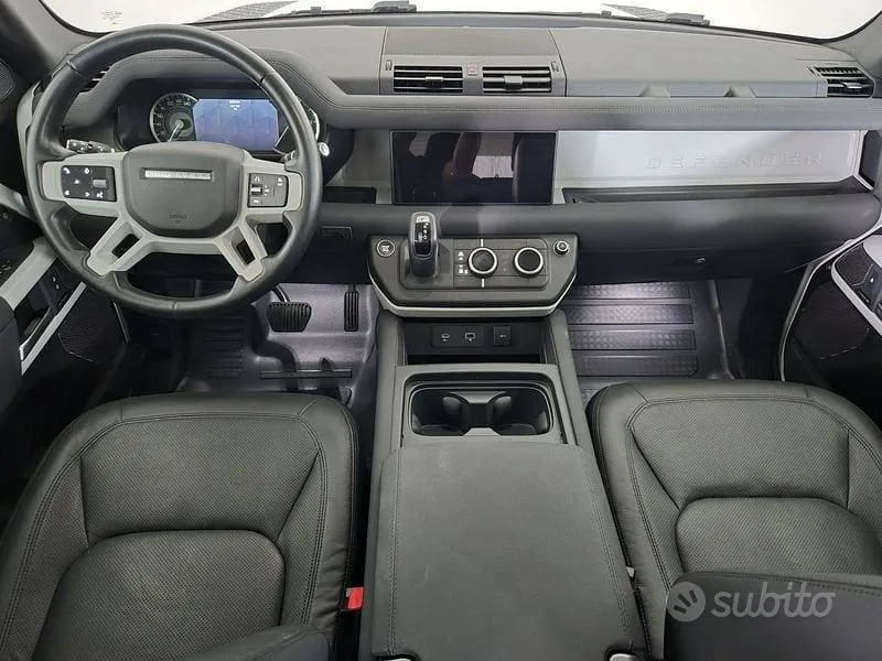 Land Rover Defender 2023 photo 4