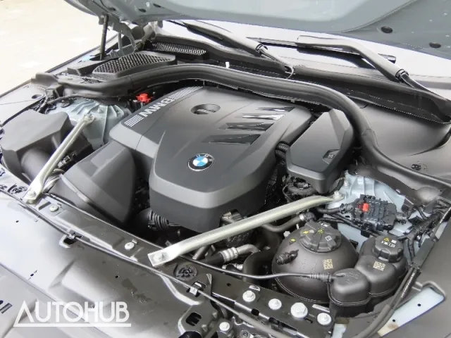 BMW 5 Series 2024 photo 5