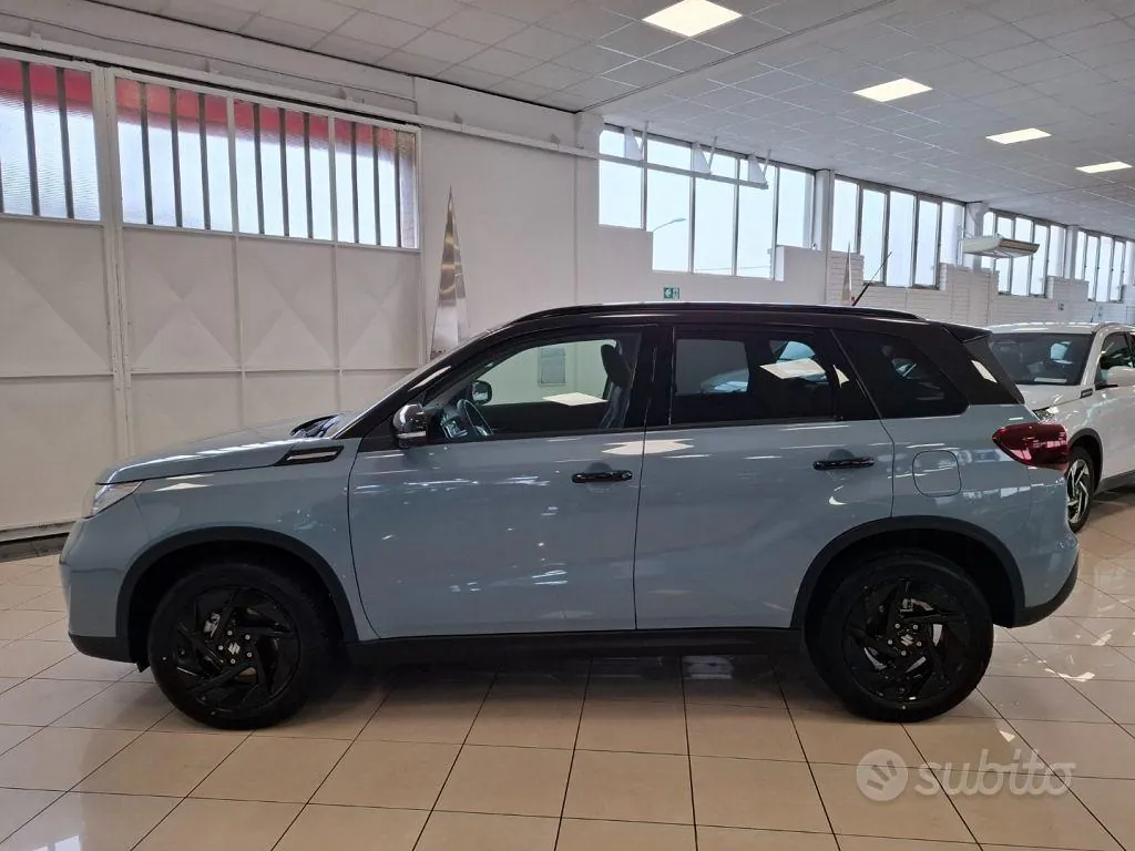Suzuki Vitara photo 2