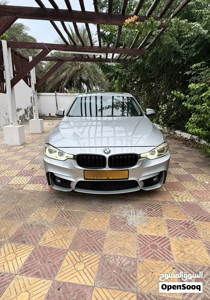 BMW 320I 2018 photo 3