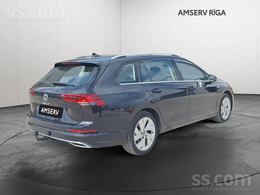 Volkswagen Golf 2022 photo 2