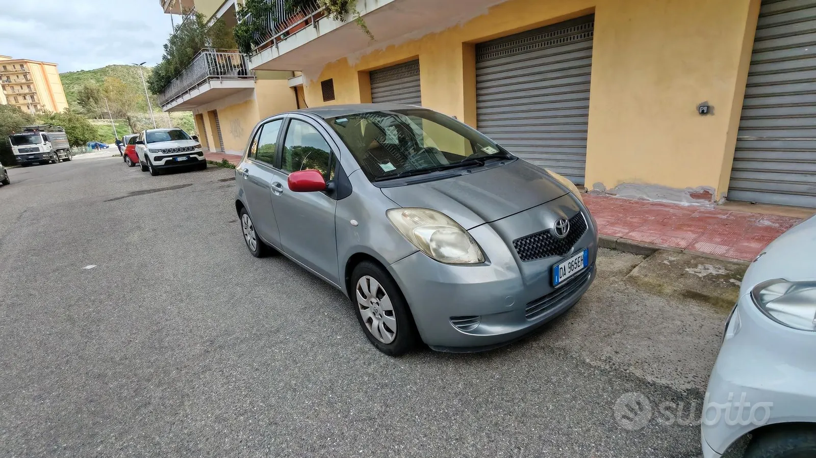 Toyota Yaris 2006 photo 2