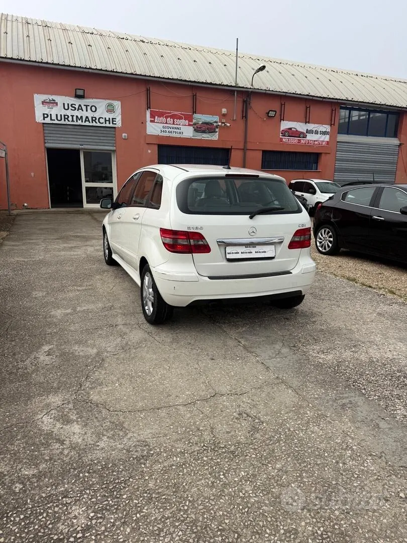 Mercedes-Benz A 180 Cdi 2011 photo 3