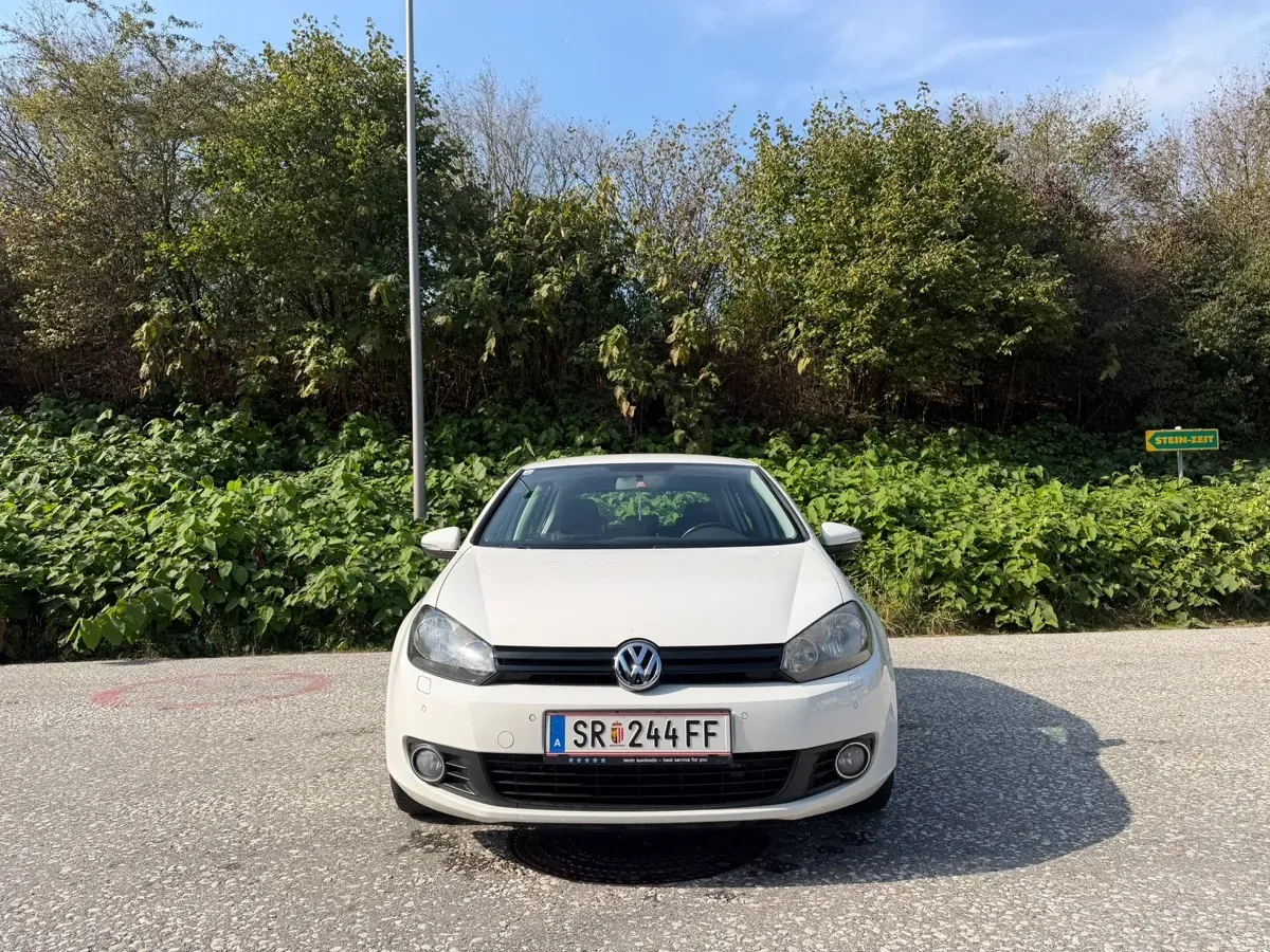 Volkswagen Golf 2009 photo 3