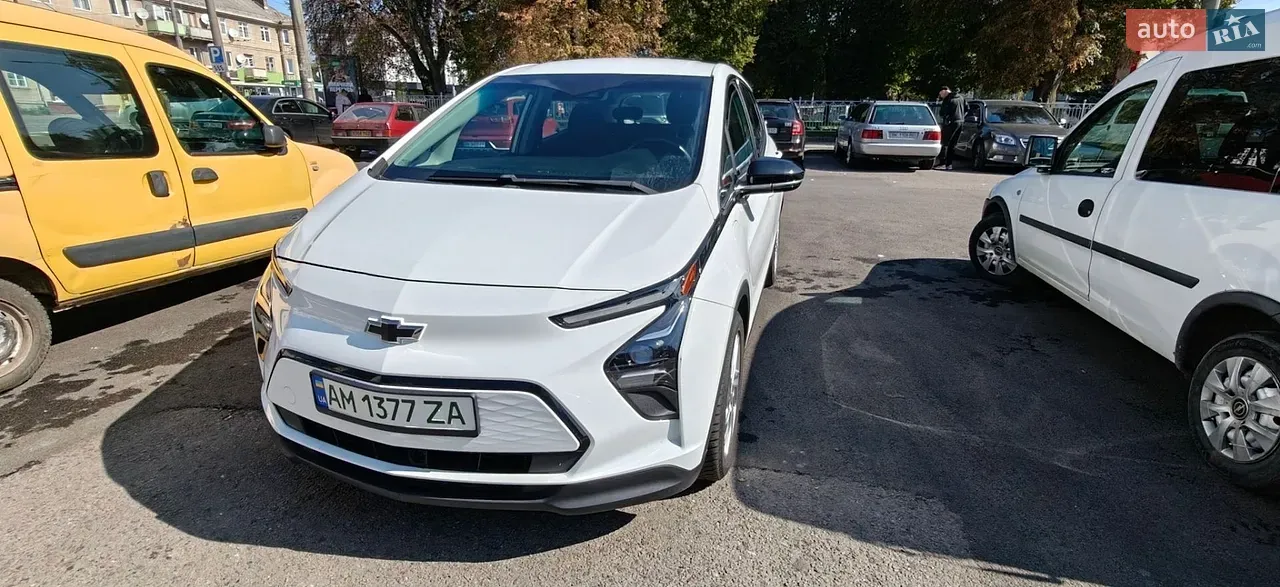Chevrolet Bolt Ev 2022 photo 2