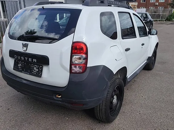 Dacia Duster 2015 photo 5