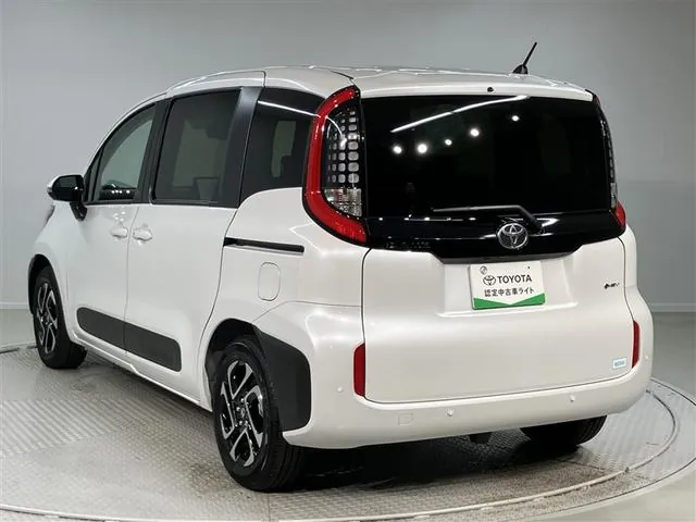Toyota Sienna Hybrid Z 2025 photo 4