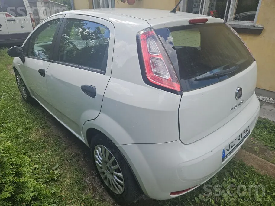 Fiat Punto 2013 photo 4