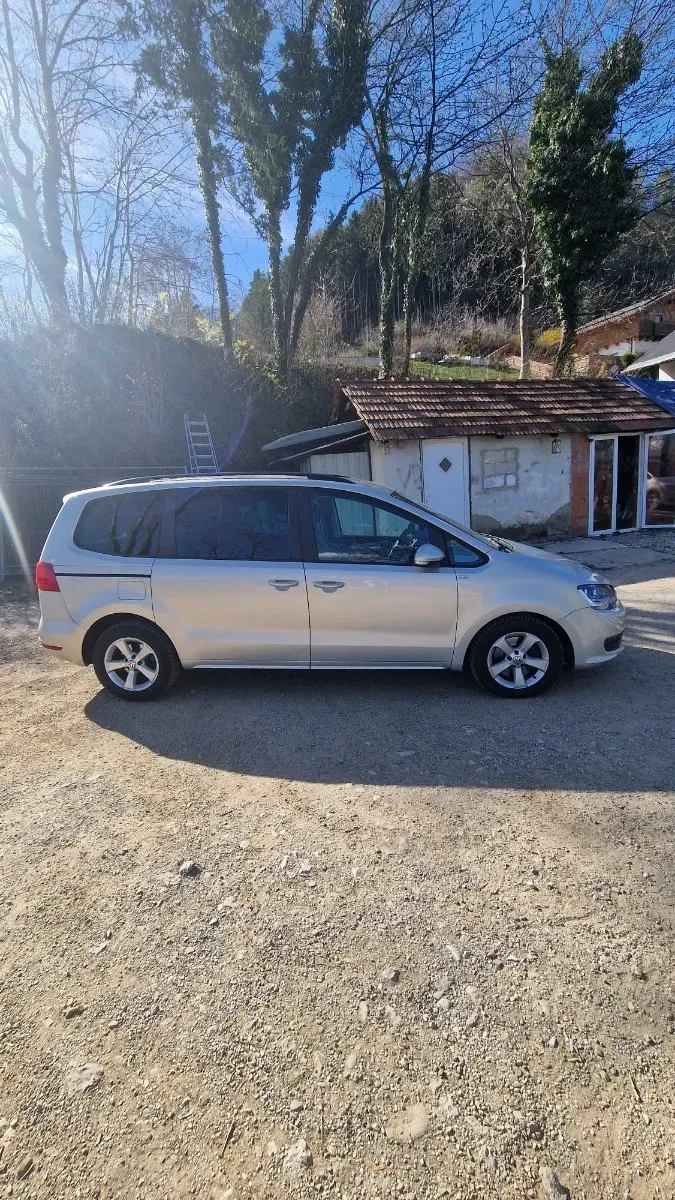 Volkswagen Sharan 2013 photo 3