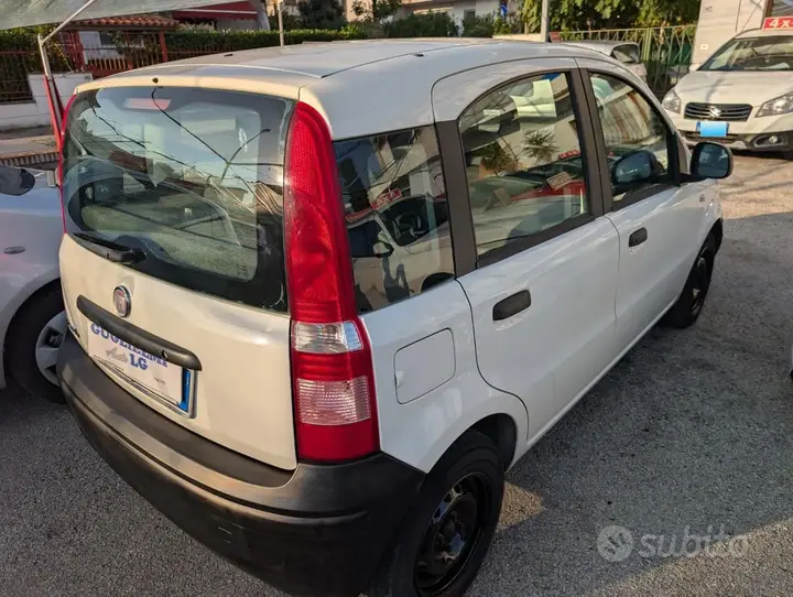 Fiat Panda 2010 photo 3