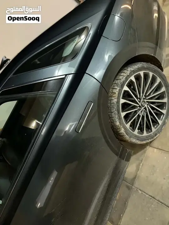 Hyundai Azera 2023 photo 2